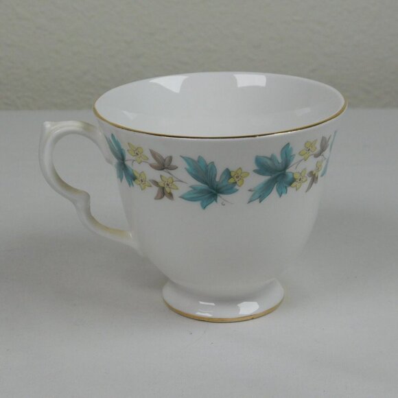 Royal Kent White With Blue Floral Design Bone China Cup And Saucer Set Vintage - Picture 3 of 11